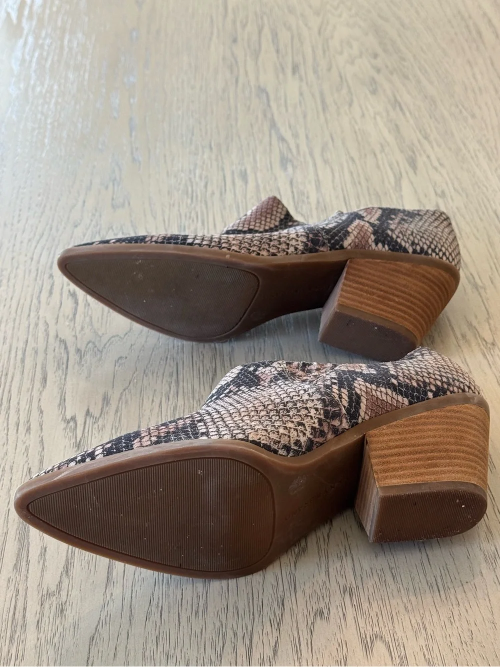 Lucky Brand Tabea Snake-Print Low Block Heel pull on Ankle Booties women’s 8.5